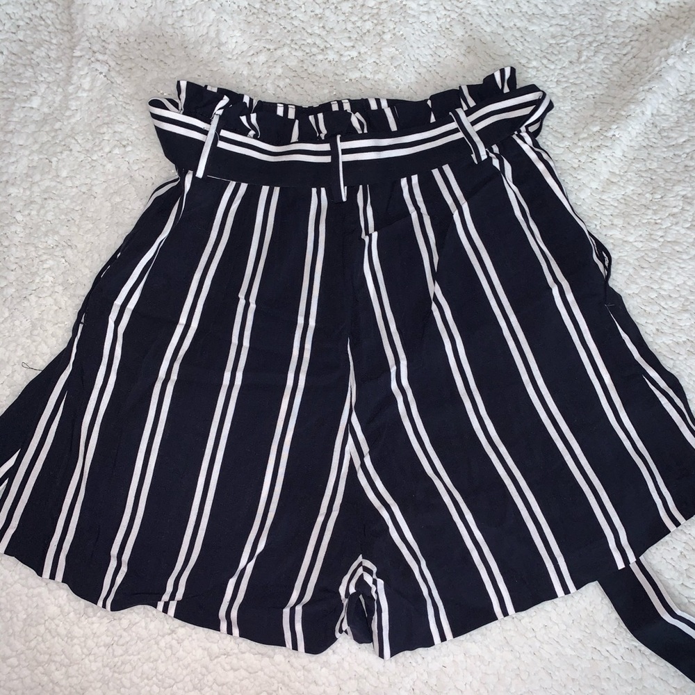 Striped Tie Front Paperbag Shorts